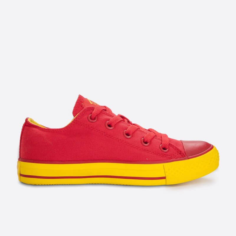 Červené plátené tenisky tenisky Veemes red and Yellow sa žltou podrážkou