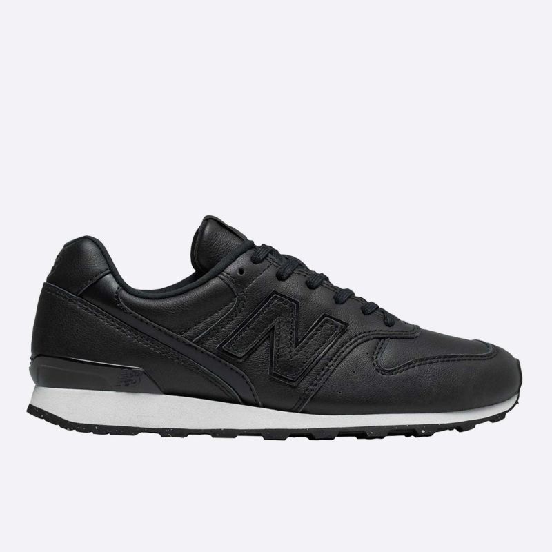 Dámske čierne tenisky New Balance WR996JV-D