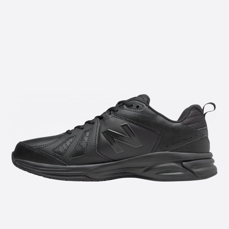 Pánske čierne tenisky New Balance MX624AB5 ľavá strana
