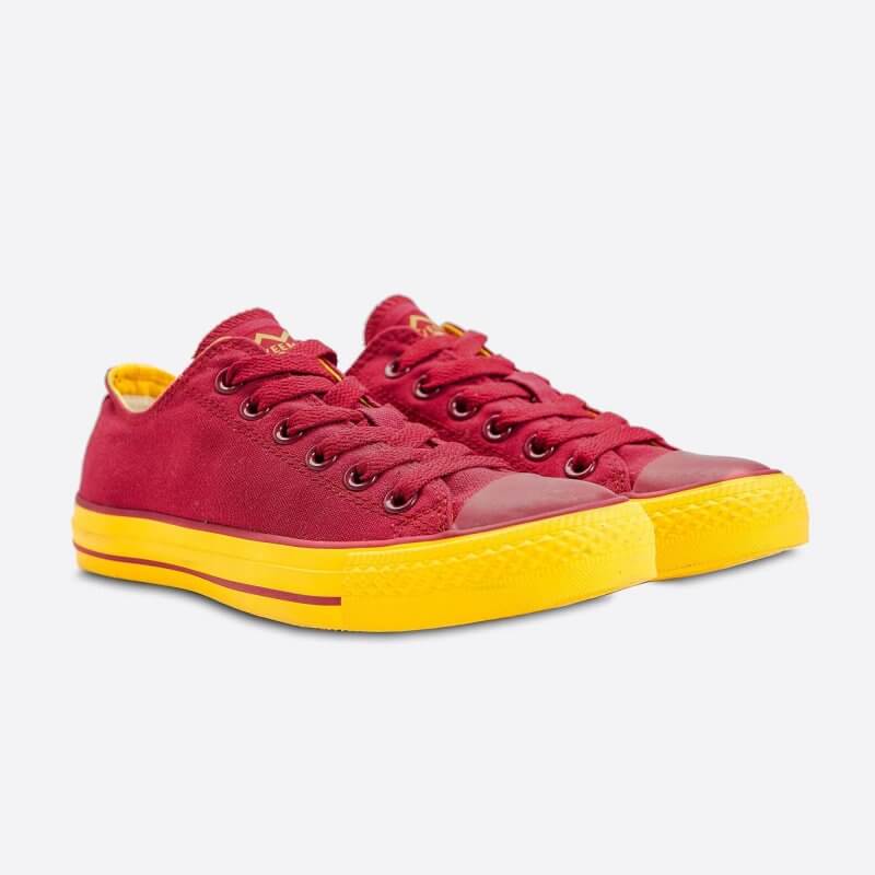 Vínovo červenej plátené tenisky Veemes Burgundy And Yellow sa žltou podrážkou